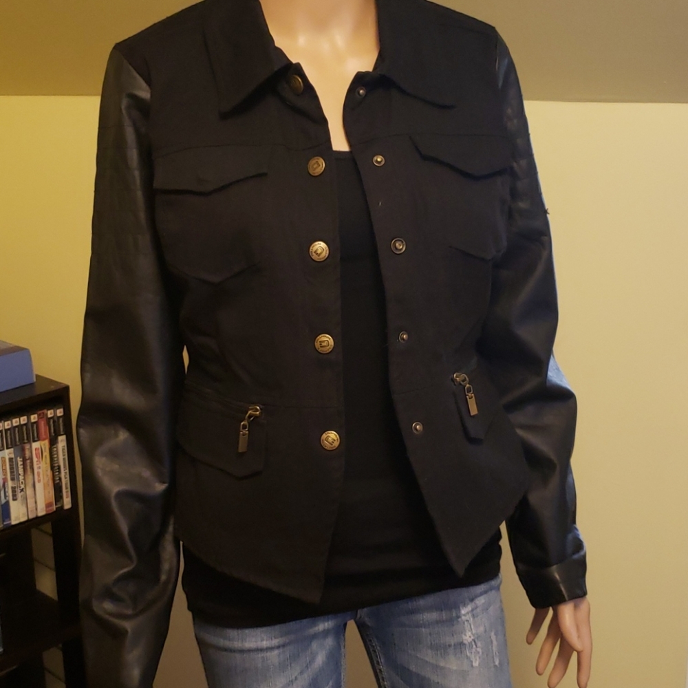 Jacket - Picture 5 of 7